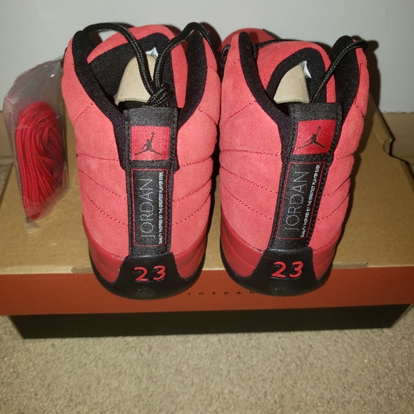 Retro Nike Air Jordan's Reverse Flu Game 12's - Picture 2 of 6